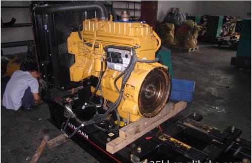 新疆柴油发电机维修_COPY