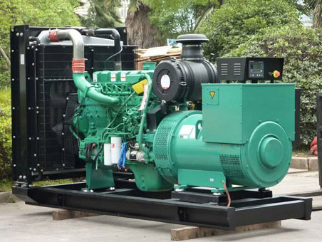 新疆710kw康明斯柴油发电机组